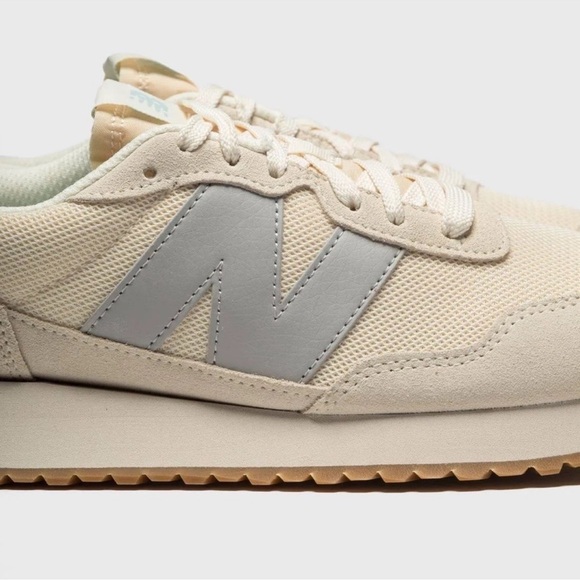 New Balance 237 Sneakers Shoes in Angora Light Mango Womens 8.5 - Picture 9 of 10